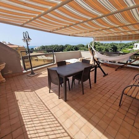 Terrazza A Nettuno E Chiesa Giubilare Santa Maria Goretti Exteriér fotografie