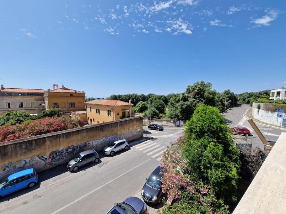 Terrazza A Nettuno E Chiesa Giubilare Santa Maria Goretti Exteriér fotografie